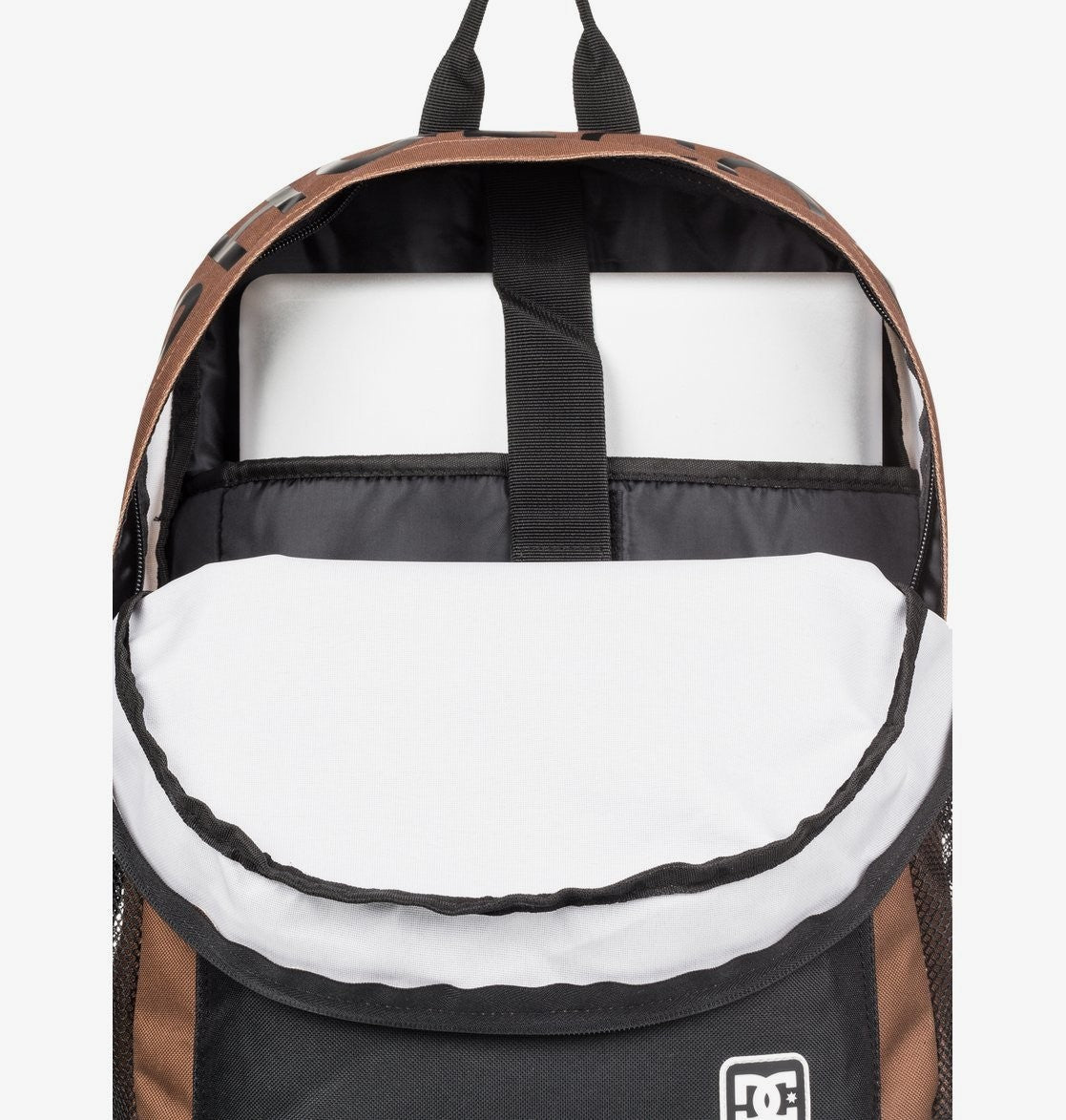 Dc Shoes : Backsider 18,5L ( MONKS ROBE )