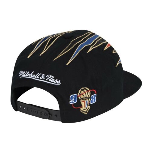 Mitchell & Ness : 98 Champions Snapback HWC Chicago Bulls