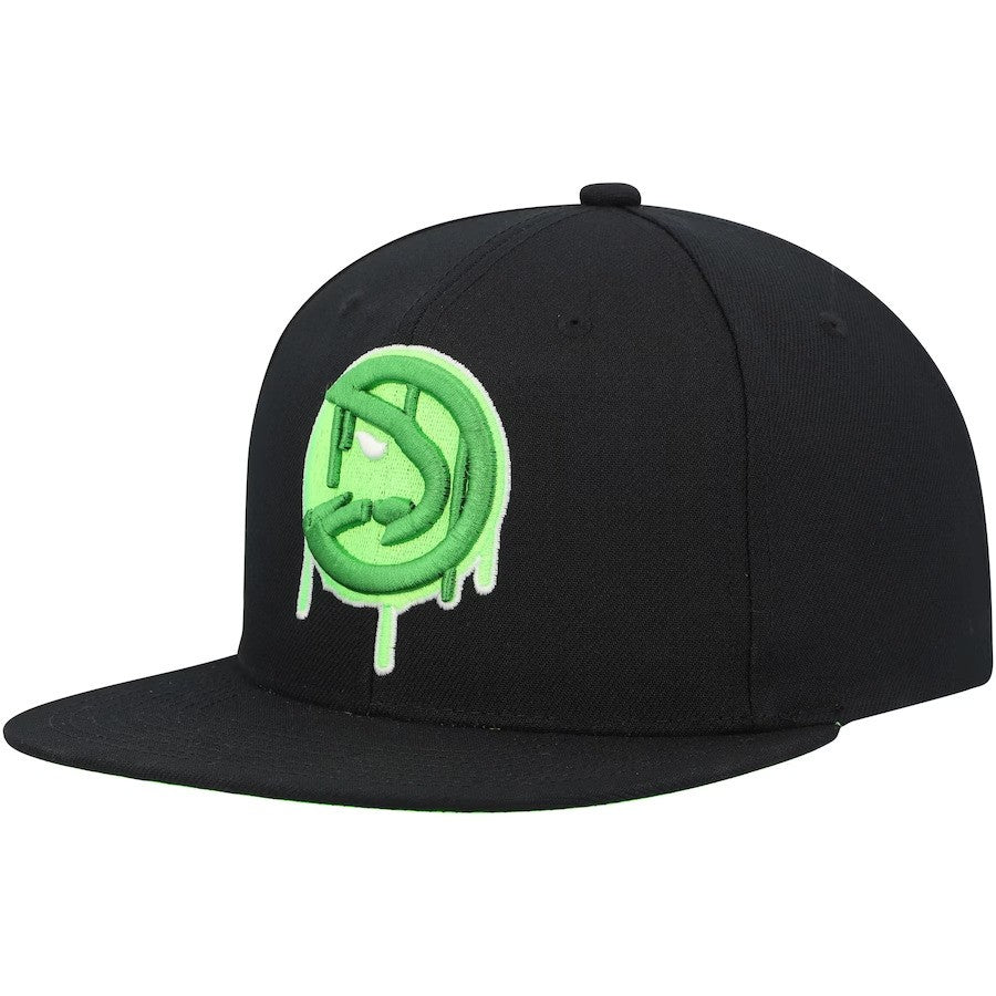 Mitchell & Ness : Atlanta Hawks Slime Drip Black/Neon Green