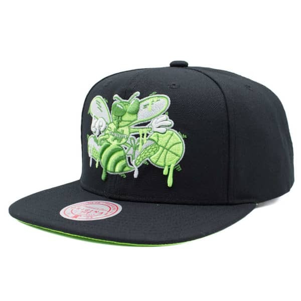 Mitchell & Ness : Charlotte Hornets Slime Drip Black/Neon Green