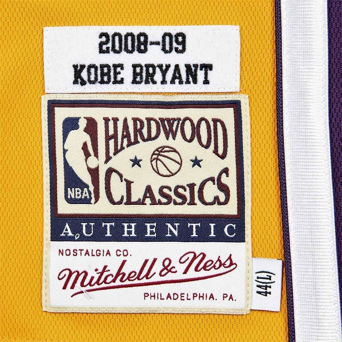 Mitchell & Ness : Men's Kobe Bryant Gold Los Angeles Lakers 2008/09 Hardwood Classics Authentic Player Jersey