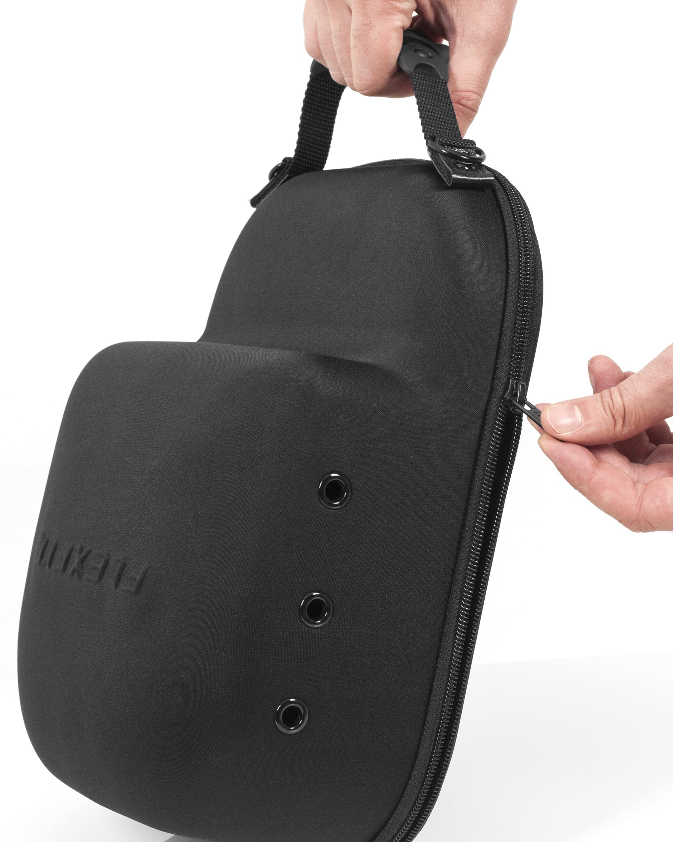 The FLEXFIT : Cap Carrier